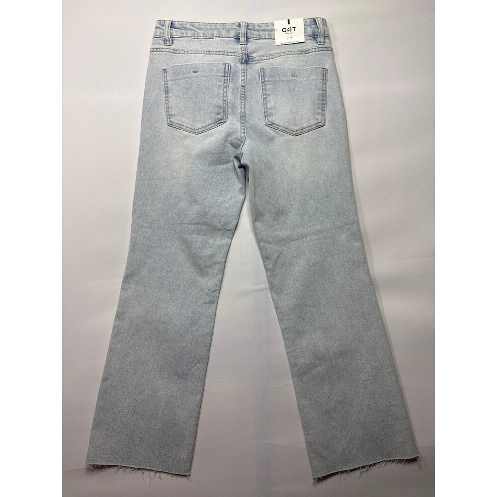 NWT OAT New York Women's Mid Rise Cropped Mini Flare Jeans - Size 2/26 (28x25) - Picture 2 of 6